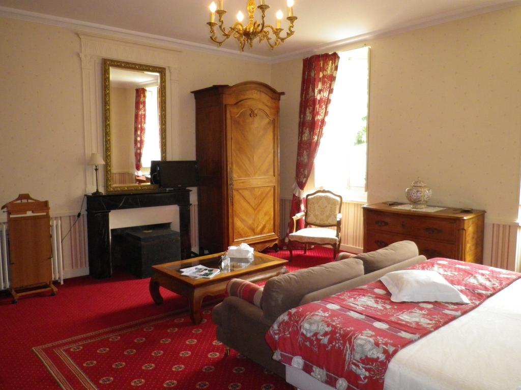Chateau De L'Oiseliniere Bed & Breakfast Gorges  Стая снимка