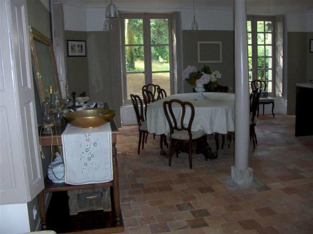Chateau De L'Oiseliniere Bed & Breakfast Gorges  Екстериор снимка